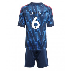 Arsenal Gabriel Magalhaes #6 Udebanetrøje Børn 2025-26 Kortærmet (+ Korte bukser)